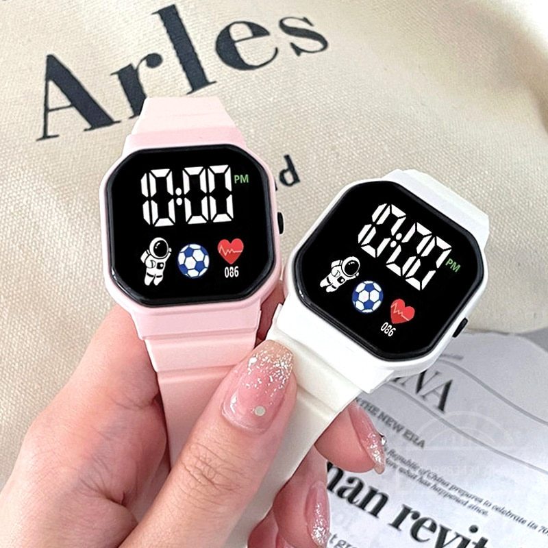 Kids Watches LED Digital Kids  - Smartwatch Watches For Kid Boy With Alarm 评论和价格