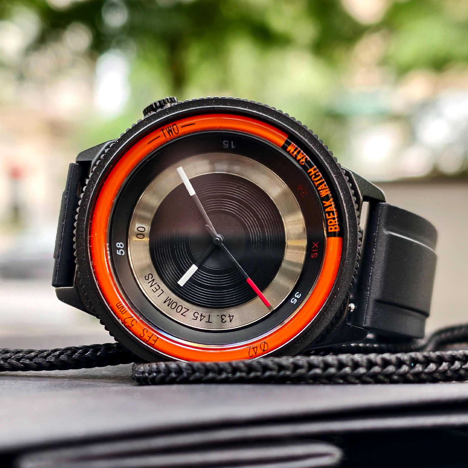 BREAK Black Camera Series Men  - Silicone Sport Band 评论和价格