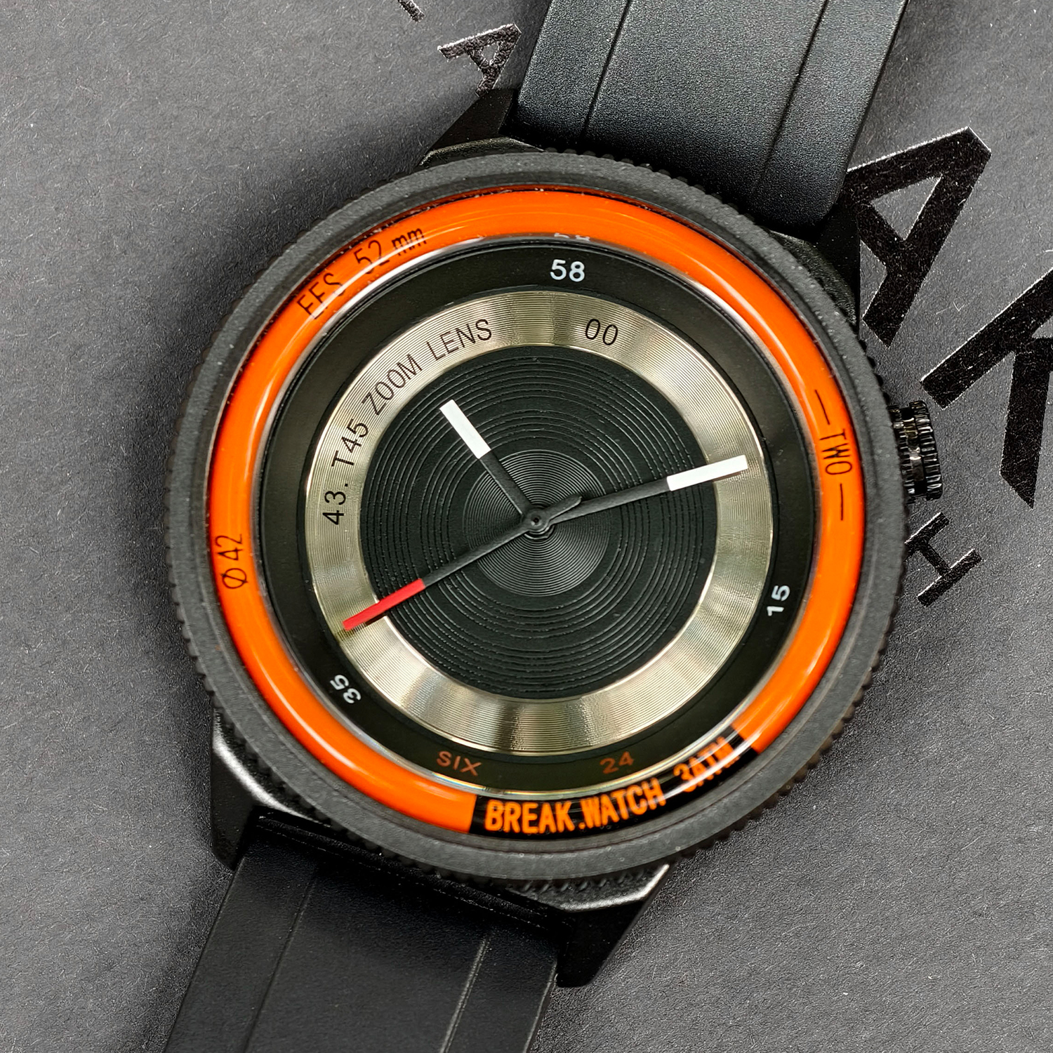 BREAK Black Camera Series Men  - Silicone Sport Band 评论和价格