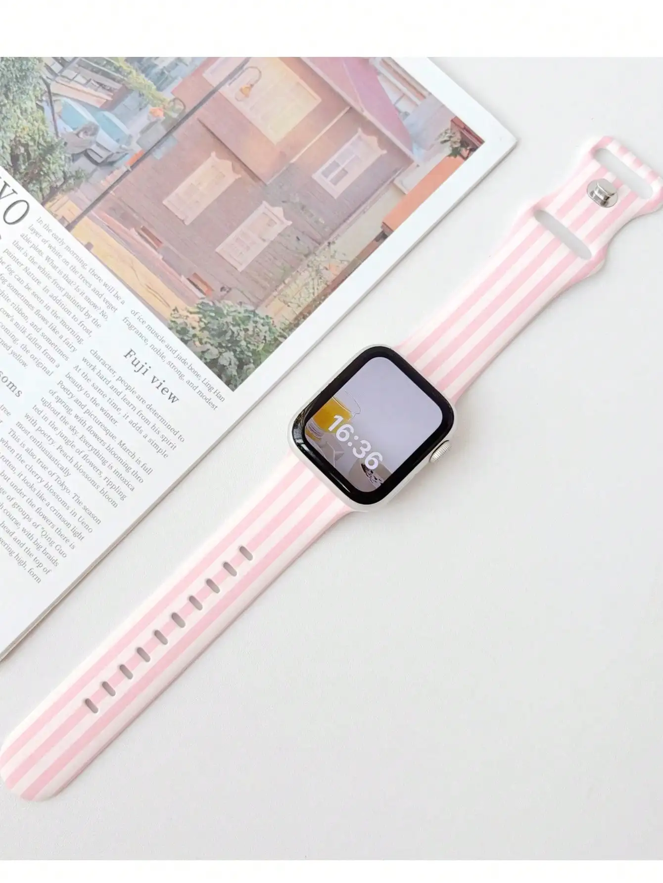 1pc White & Pink Striped Patte - Silicone Sport Band 评论和价格